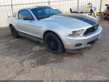  Salvage Ford Mustang