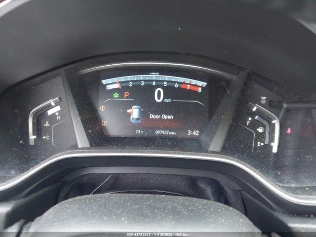 Honda CR-V Touring Image 3