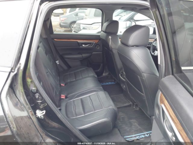 Honda CR-V Touring Image 14