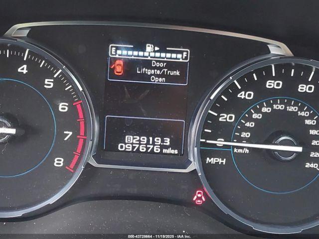 Subaru Forester 2.5i Premium Image 8