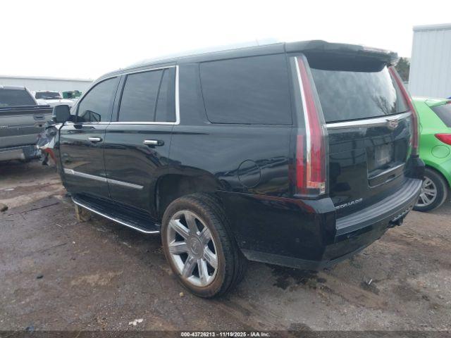 Cadillac Escalade Luxury Image 10