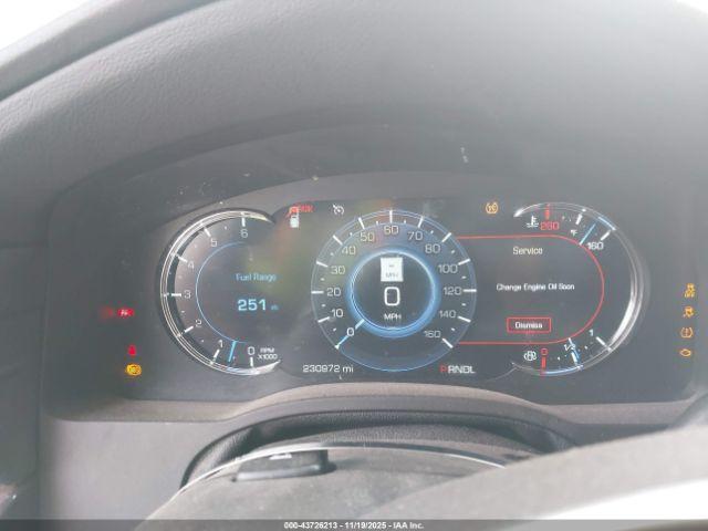 Cadillac Escalade Luxury Image 11