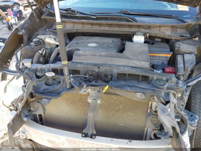 Nissan Murano S Image 3