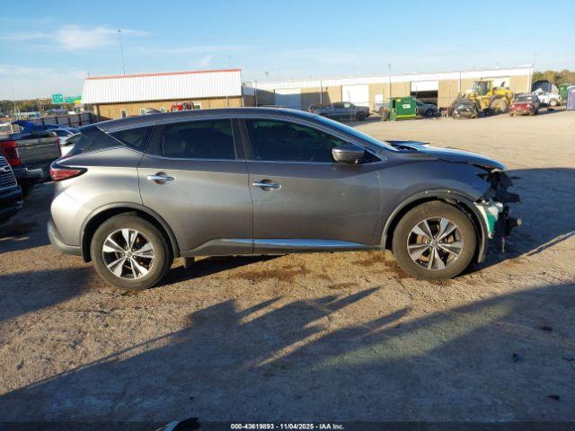 Nissan Murano S Image 15