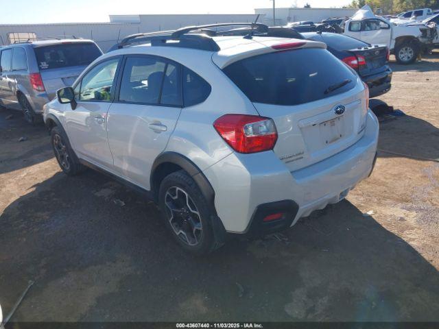 Subaru Crosstrek 2.0i Limited Image 9