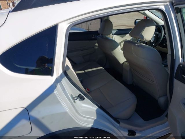 Subaru Crosstrek 2.0i Limited Image 6