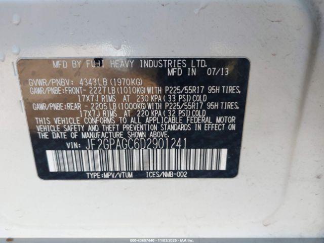 Subaru Crosstrek 2.0i Limited Image 10