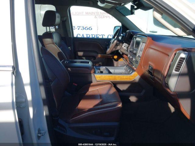 Chevrolet Silverado 1500 High Country Image 3