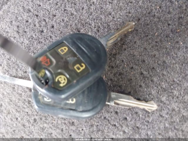 Ford F-150 Lariat Image 10