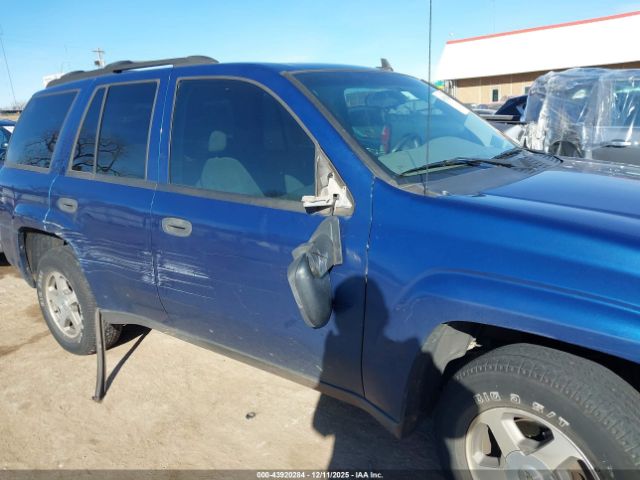 Chevrolet Trailblazer Ls Image 9