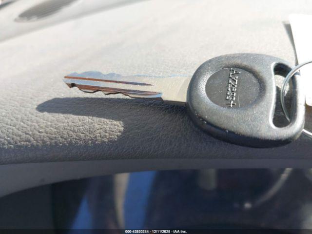 Chevrolet Trailblazer Ls Image 12