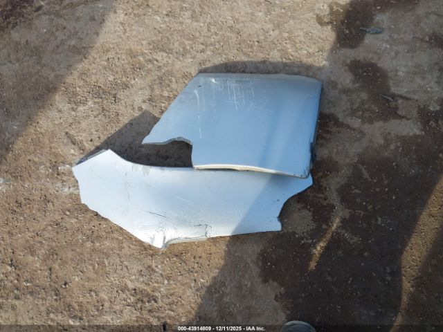 Toyota Prius Two Image 10