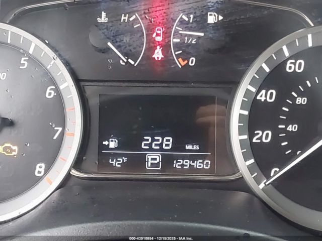 Nissan Sentra Image 10