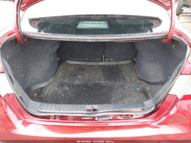 Nissan Sentra Image 13