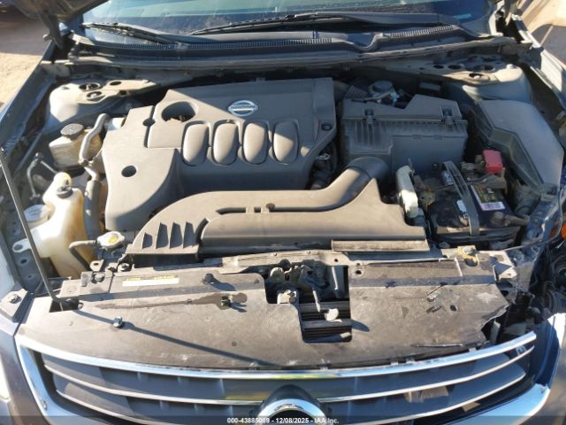 Nissan Altima 2.5 S Image 9