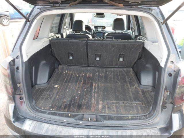 Subaru Forester 2.0xt Premium Image 3