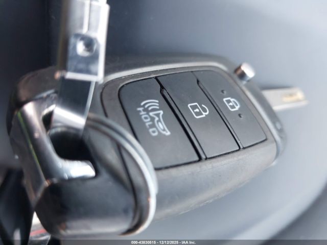 Hyundai VENUE Sel Image 17