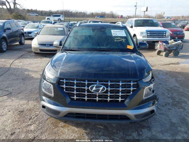 Hyundai VENUE Sel Image 4