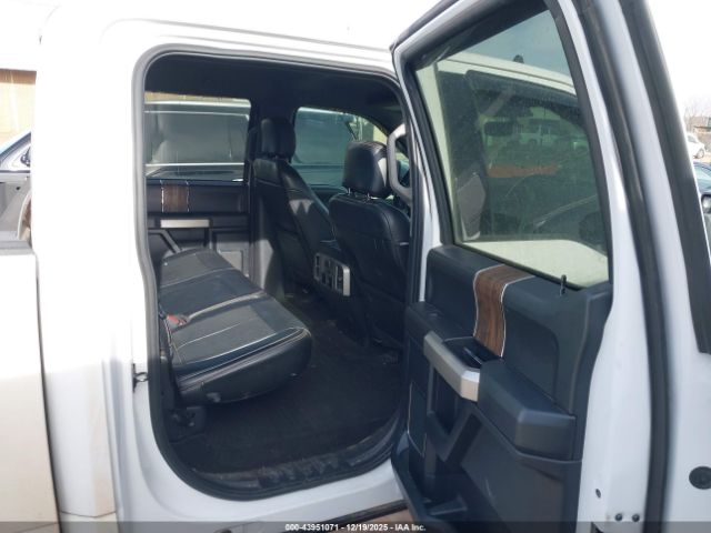 Ford F-150 Lariat Image 10