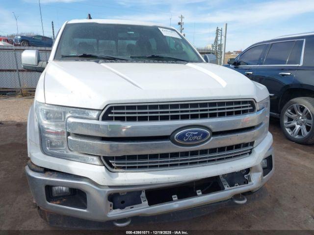 Ford F-150 Lariat Image 15