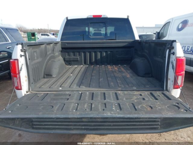 Ford F-150 Lariat Image 19