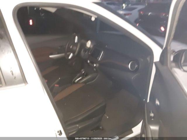 Nissan Kicks Sr Image 3