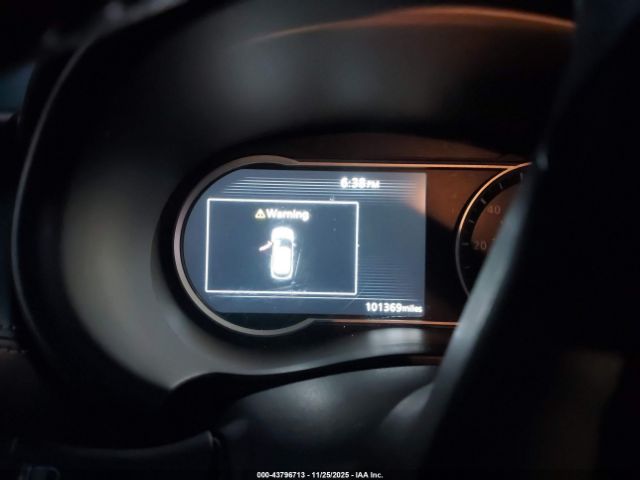 Nissan Kicks Sr Image 5