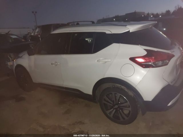 Nissan Kicks Sr Image 10