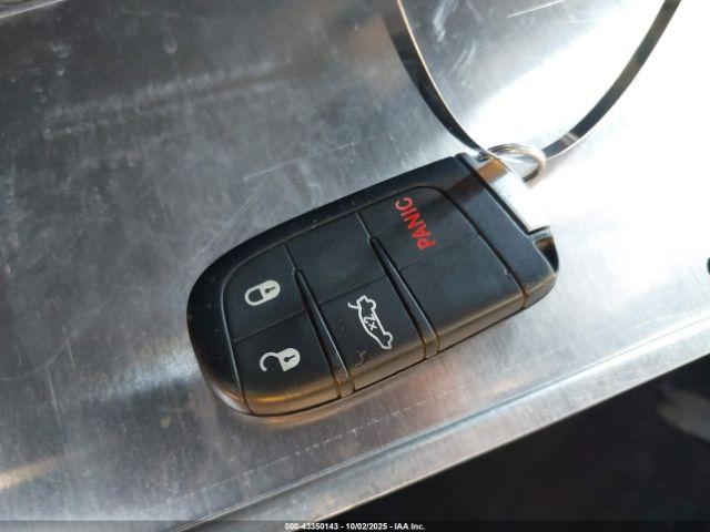 Dodge Charger Se Image 2