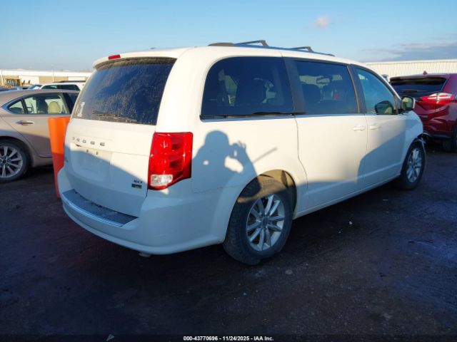 Dodge Grand Caravan Sxt Image 3