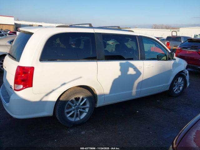 Dodge Grand Caravan Sxt Image 13