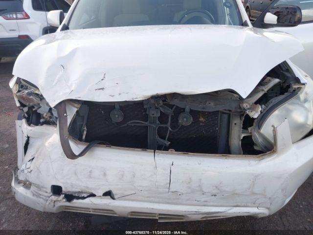 Toyota Highlander Image 9