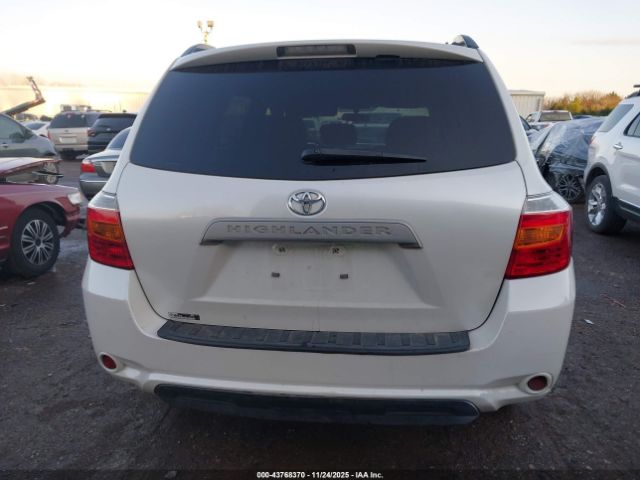 Toyota Highlander Image 16