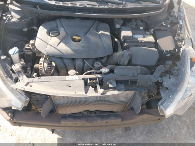 Kia Forte Lx Image 8