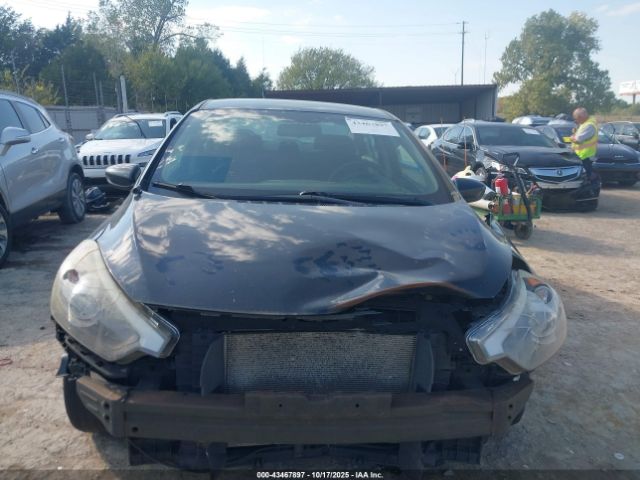 Kia Forte Lx Image 12