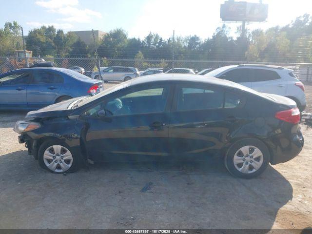 Kia Forte Lx Image 10