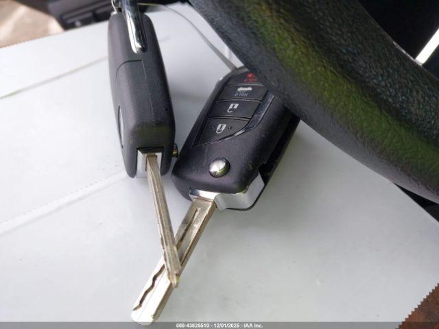 Toyota Corolla Le Image 5