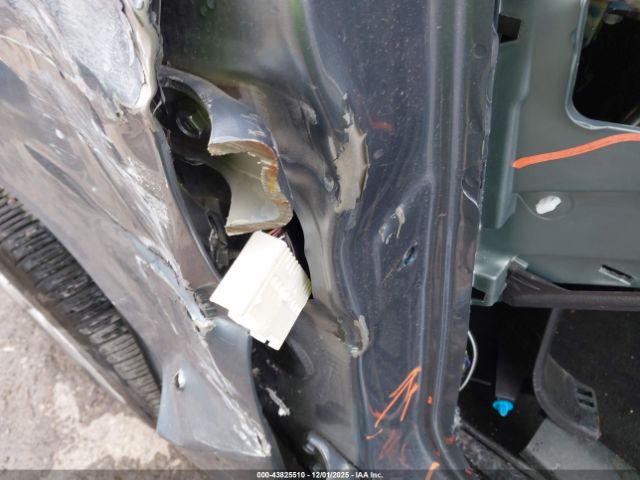 Toyota Corolla Le Image 11