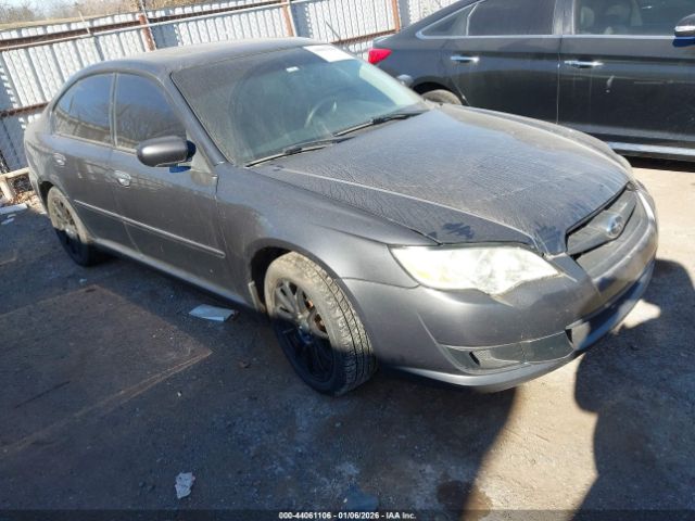 Subaru Legacy 2.5i Image 1