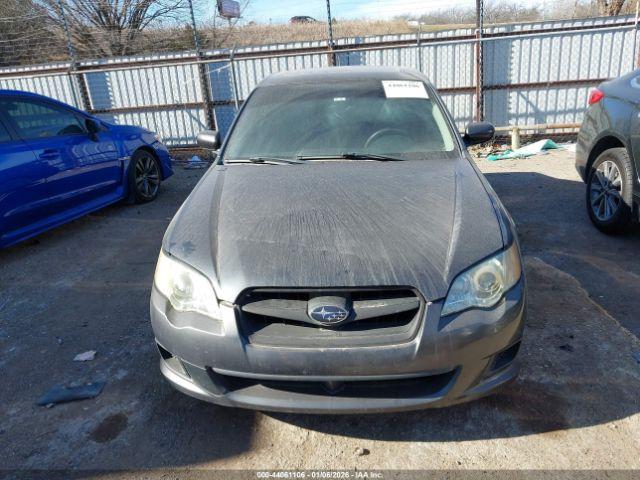 Subaru Legacy 2.5i Image 5