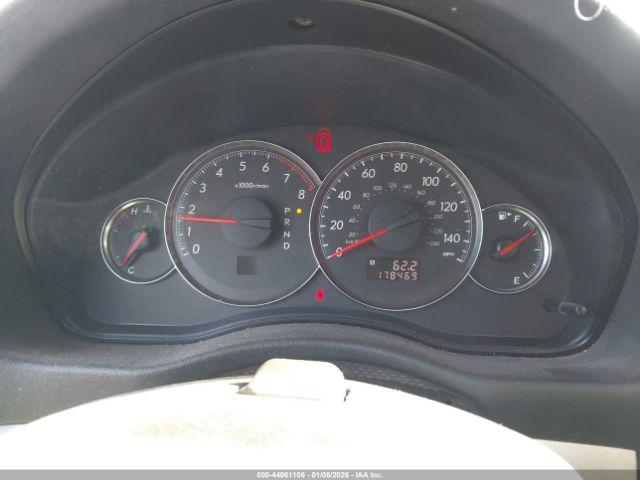 Subaru Legacy 2.5i Image 6