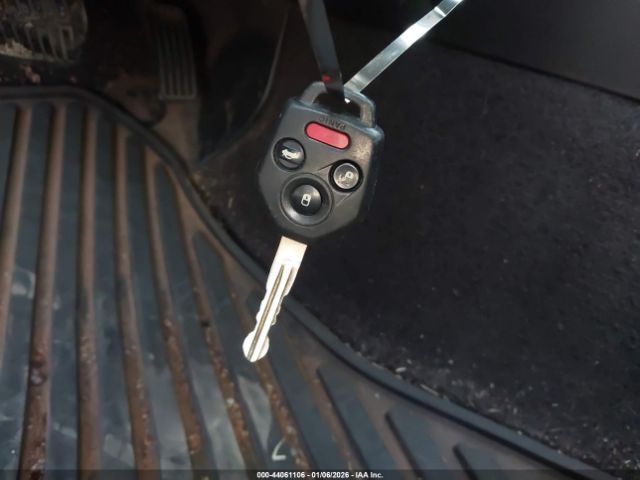 Subaru Legacy 2.5i Image 8