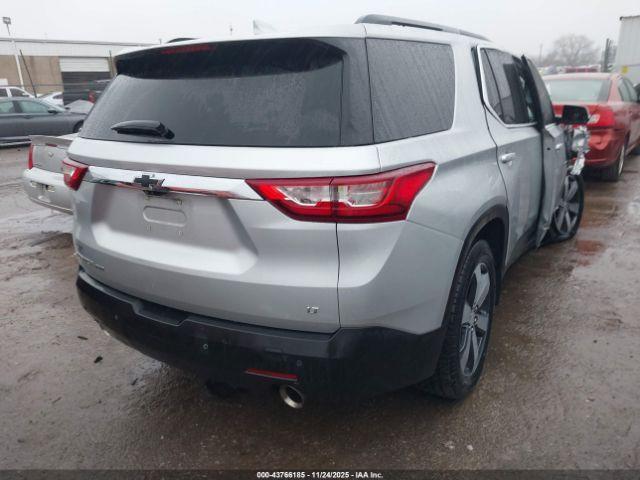 Chevrolet Traverse Awd Lt Leather Image 4