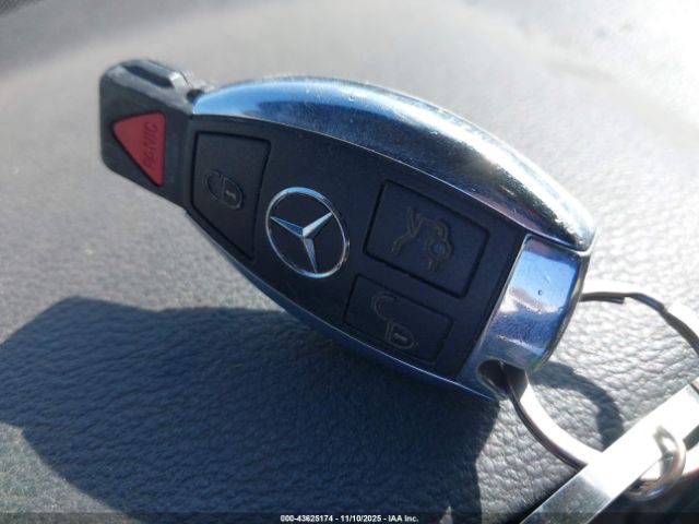 Mercedes-Benz GLK Image 11