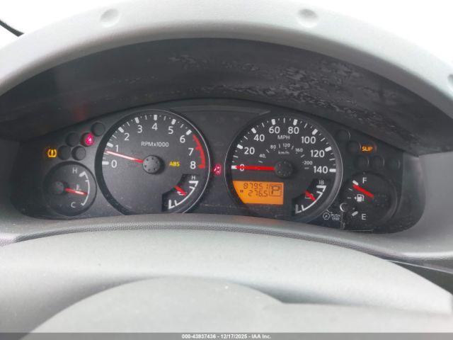 Nissan Frontier Se Image 12