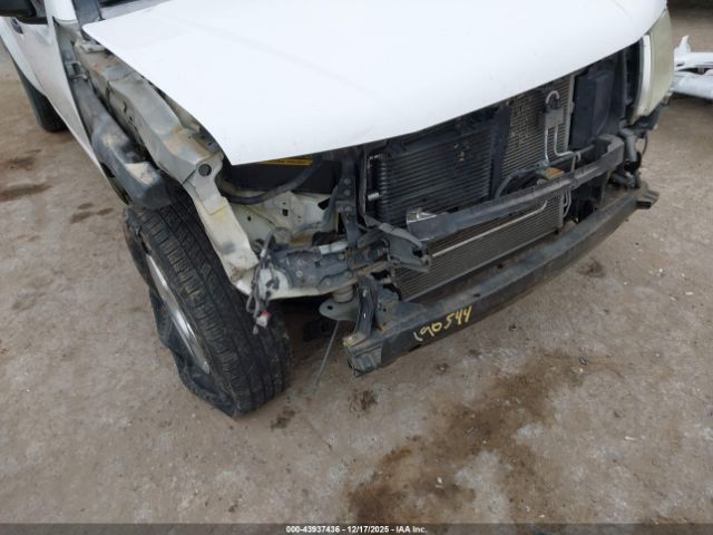 Nissan Frontier Se Image 4