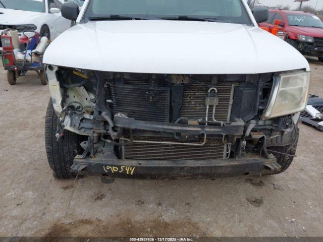 Nissan Frontier Se Image 6