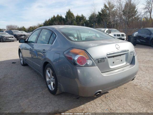 Nissan Altima 3.5 Se Image 2