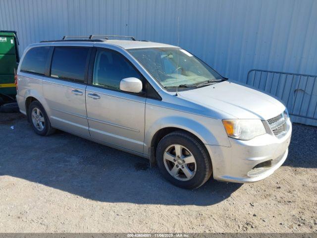  Salvage Dodge Grand Caravan