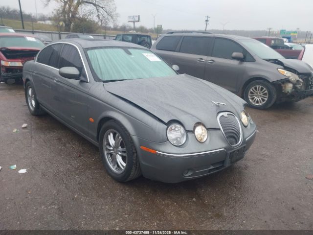 Jaguar S-Type 3.0l V6 Image 1